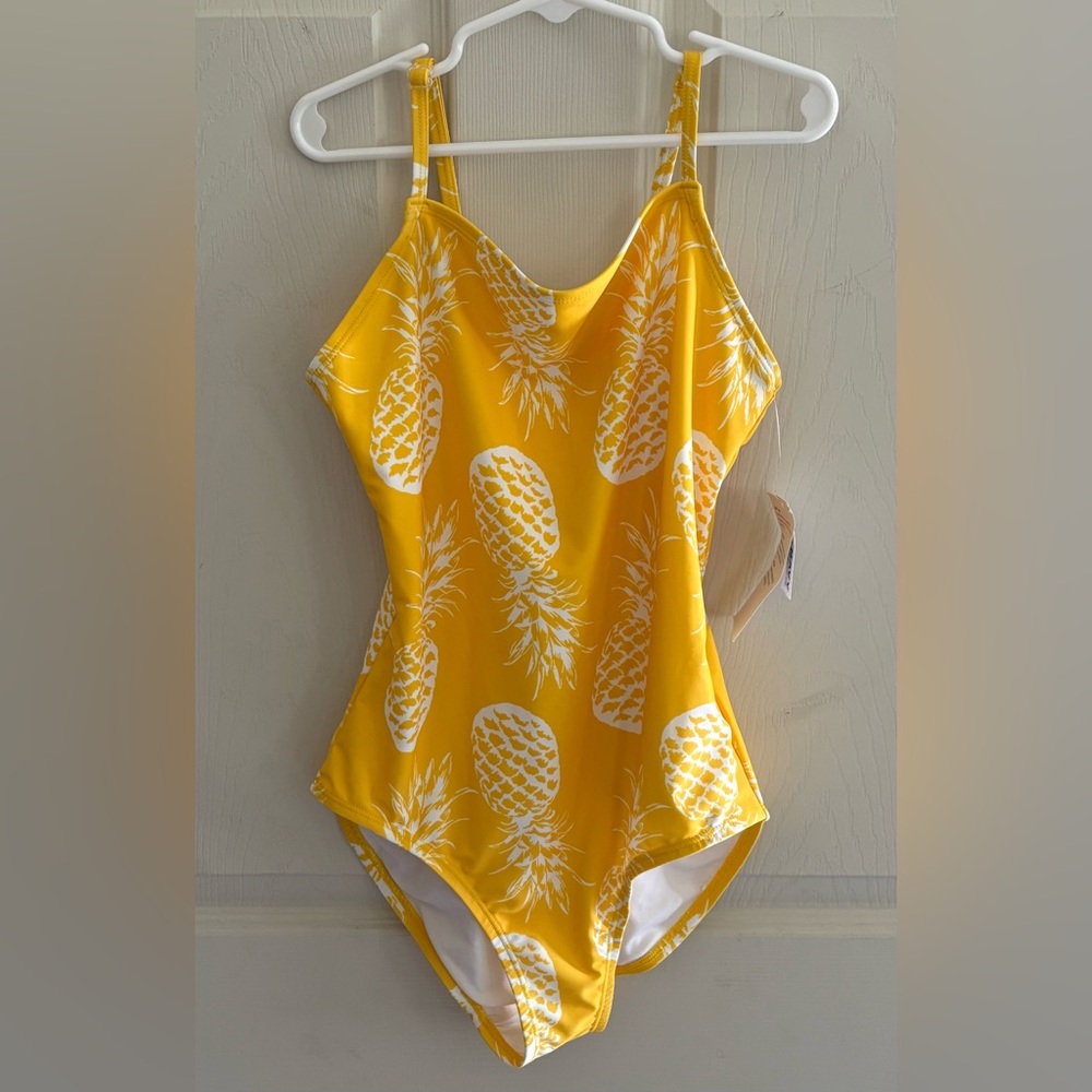 Old Navy One Piece Swimsuit Girls Size XL(14-16)